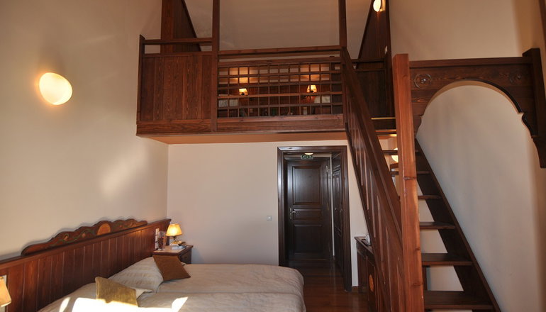 Pleiades Hotel